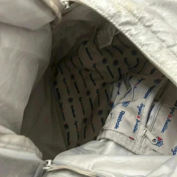 Reebok  burnout backpack - Picture 6 of 6